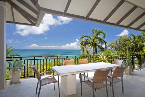 U 12 Santai - VIC Tourism 0