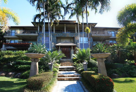 U 12 Santai - VIC Tourism 1