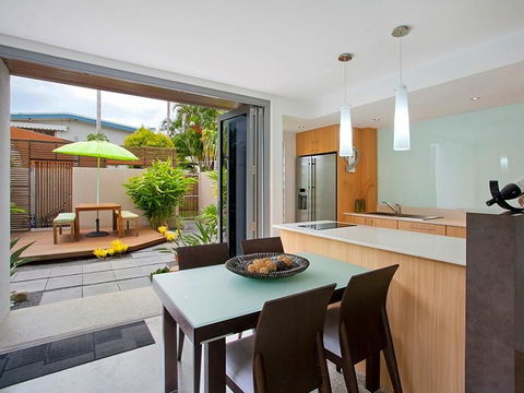 U3/27 Noosa Parade, Noosa Sound - VIC Tourism 1