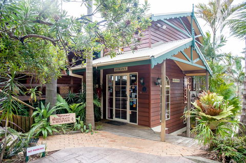 Ulladulla Guest House - VIC Tourism 3