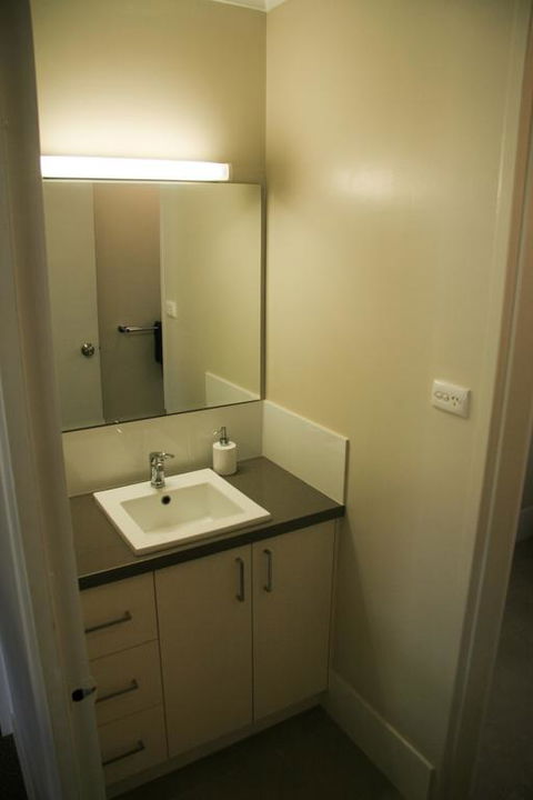 Unit1, Graydon Lodge - VIC Tourism 3