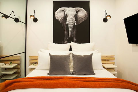 Urban Rest - Young St - VIC Tourism 3