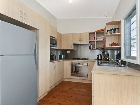Urchins - Funky Comfort And Style - VIC Tourism 2