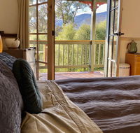 Valley Abode Large Studio Suite -private ensuite - VIC Tourism