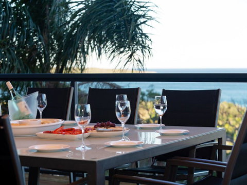 Venabu On Garuwa, 20 Garuwa Street - Spectacular House With Fabulous Views - VIC Tourism 2