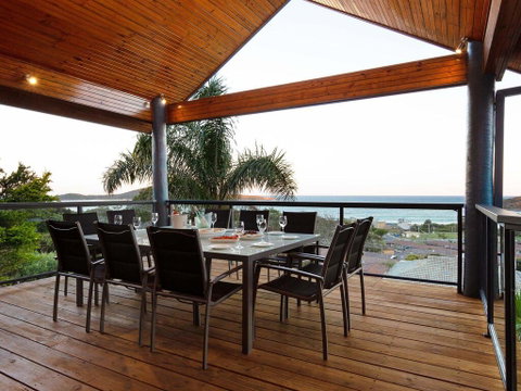 Venabu On Garuwa, 20 Garuwa Street - Spectacular House With Fabulous Views - VIC Tourism 1