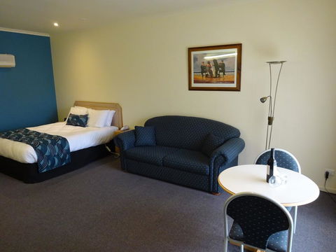 Victoria Lodge Motor Inn & Apartments - VIC Tourism 2