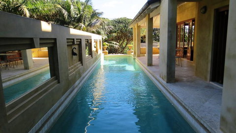 Victoria's At Wategos - VIC Tourism 3