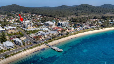 Views, Views & More Views, Sub-Penthouse In Shoal Bay - VIC Tourism 3