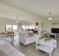 Villa de mer at Phillip Island - VIC Tourism
