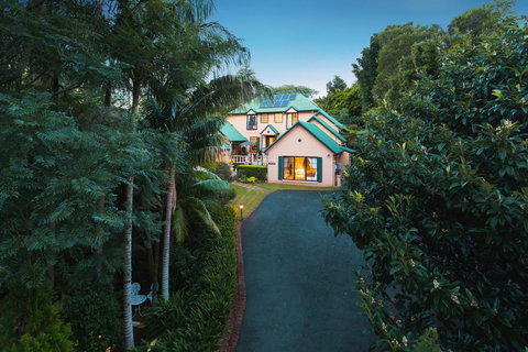 Villa Della Rosa Bed & Breakfast - VIC Tourism 1