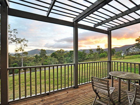 Villa Executive 2br Moscato Resort Condo Located Within Cypress Lakes Resort (nothing Is More Central) - VIC Tourism 0