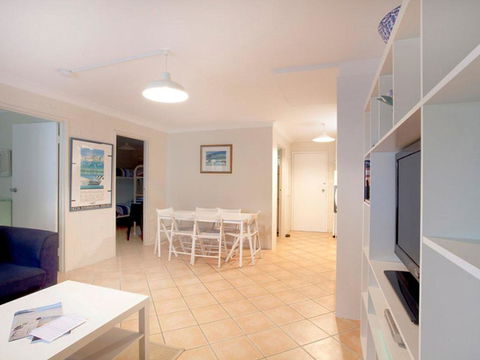 Villa Manyana Unit 24 - VIC Tourism 1