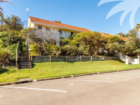 Villa Manyana Unit 26 - VIC Tourism 0