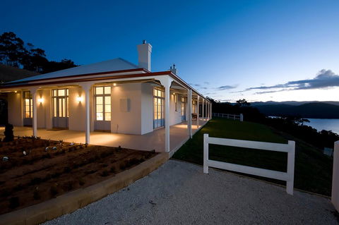 Villa Talia Tasmania - VIC Tourism 2