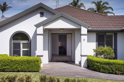 Village Drive 31 Ulladulla - VIC Tourism 3