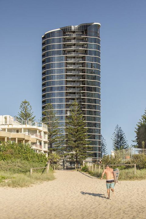 Vue Broadbeach - VIC Tourism 3