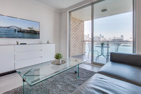 Wake Up To Sydney Harbour - VIC Tourism 0
