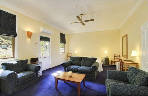 Walhalla's Star Hotel - VIC Tourism 2