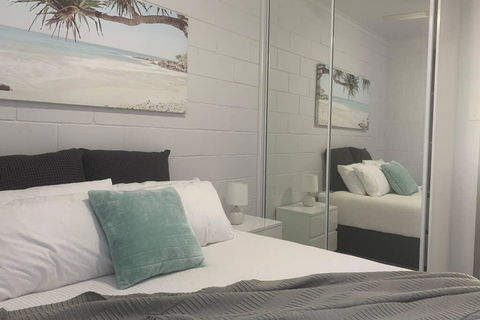Walk To Lamberts Beach With Wi-fi And Netflix - VIC Tourism 1