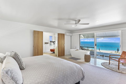 Walking On Sunshine - VIC Tourism 3