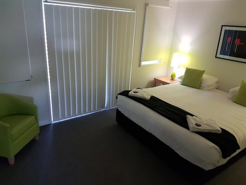 Wallsend Executive Apartments - VIC Tourism 1