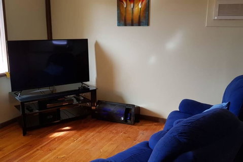 Warmont Apartments Self Contained Home - VIC Tourism 2