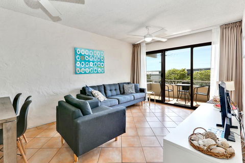 Warroo Apartments - VIC Tourism 3