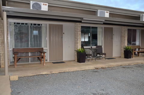 Warwick Motor Inn - VIC Tourism 2