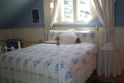 Water Bay Villa Bed & Breakfast - VIC Tourism 2