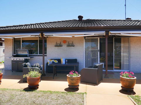 Waterfront Haven With Jetty, Mooring And WiFI - VIC Tourism 1