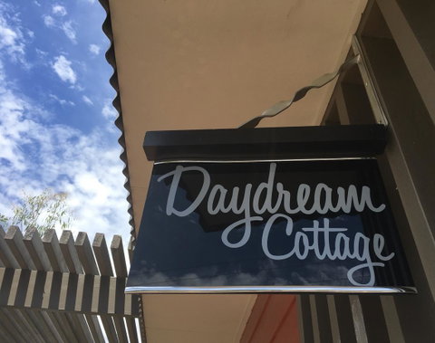Daydream Cottage - VIC Tourism 13