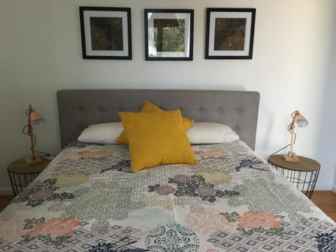 Daydream Cottage - VIC Tourism 1