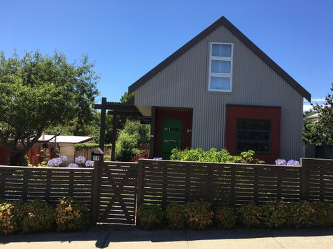 Daydream Cottage - VIC Tourism 9