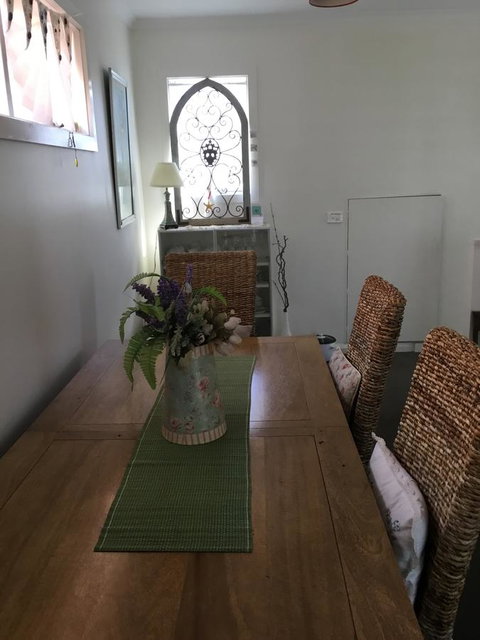 Redruth Cottage - VIC Tourism 6