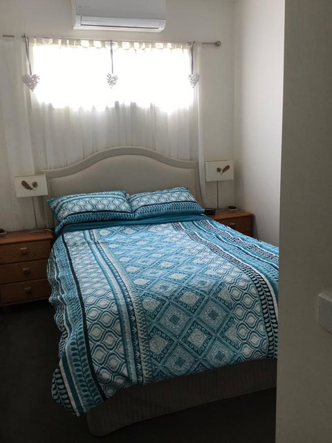 Redruth Cottage - VIC Tourism 8