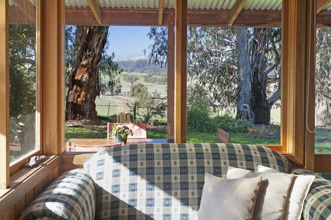 Bluegum Ridge Cottages - VIC Tourism 19