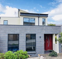 Apollo Bay Seal Apartments - VIC Tourism