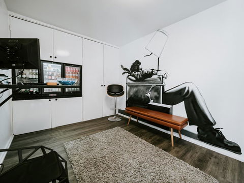 SoYa Apartment Hotel - VIC Tourism 13