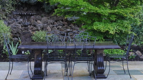 Chestnut Daylesford - VIC Tourism 12