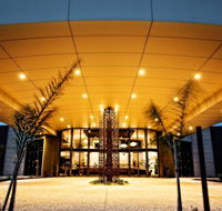 Quality Suites Seasons 5 - VIC Tourism
