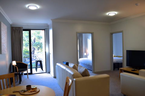 Mansfield Apartments - VIC Tourism 18