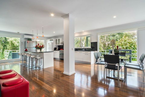 Moonah Woodlands Resort - VIC Tourism 11