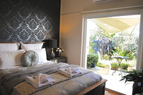 Bed Of Roses - VIC Tourism 2