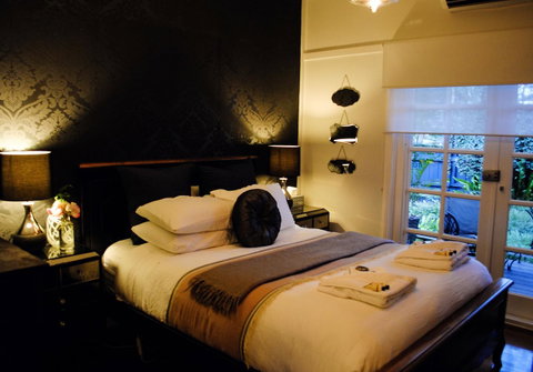 Bed Of Roses - VIC Tourism 19