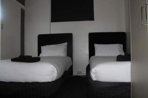 Rochester Motel - VIC Tourism 12