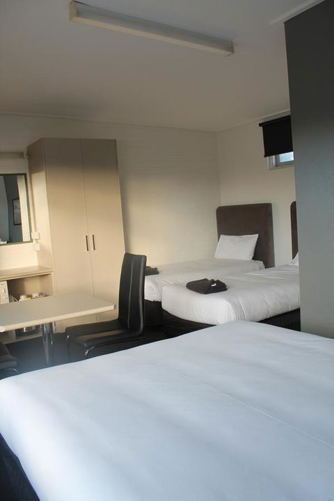 Rochester Motel - VIC Tourism 15