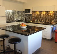 Austral Place 88 via Merri River - VIC Tourism