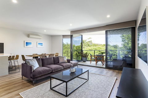 Blairgowrie Apartment 2 - On The Beach - VIC Tourism 0