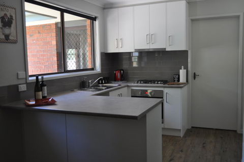 Juliet House - VIC Tourism 7
